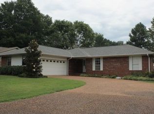 2 Blue Ridge Dr, Searcy, AR 72143