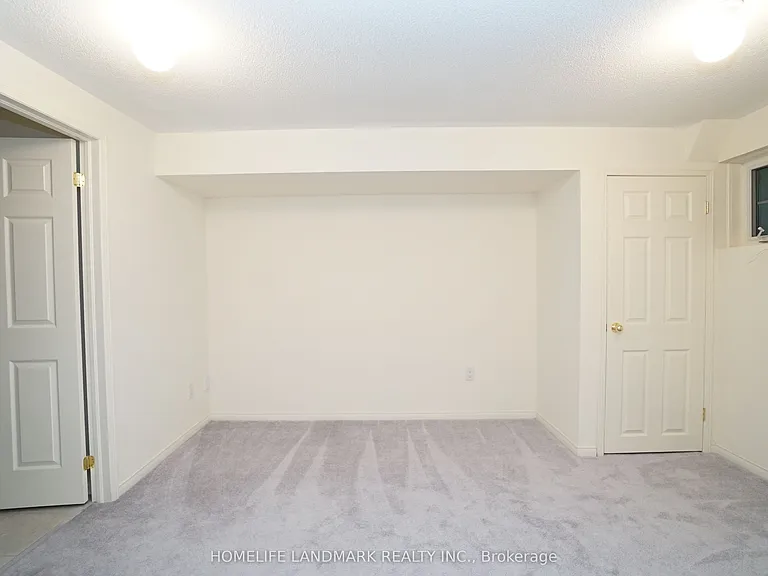 43 Odoardo Di Santo Cir — Photo 35