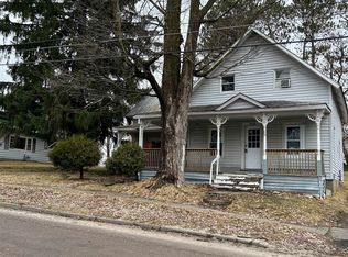 40 S Pearl St, Malone, NY 12953