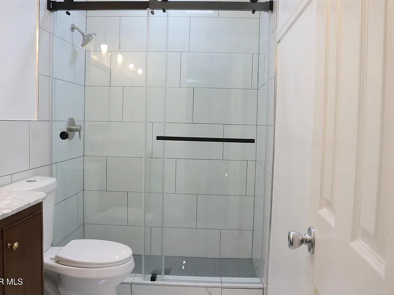 6704 La Cadena Dr — Photo 26