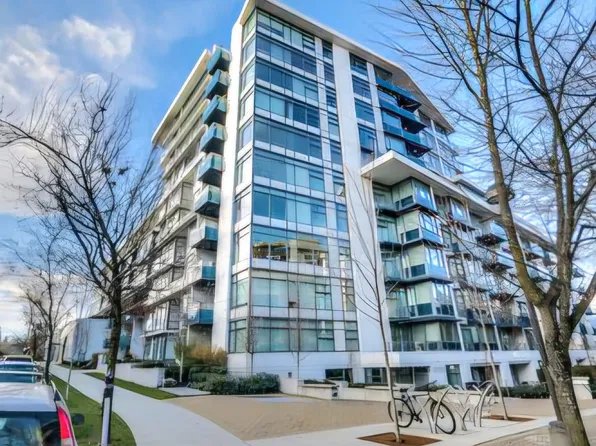 1777 W 7th Ave #105, Vancouver, BC V6J 0E5