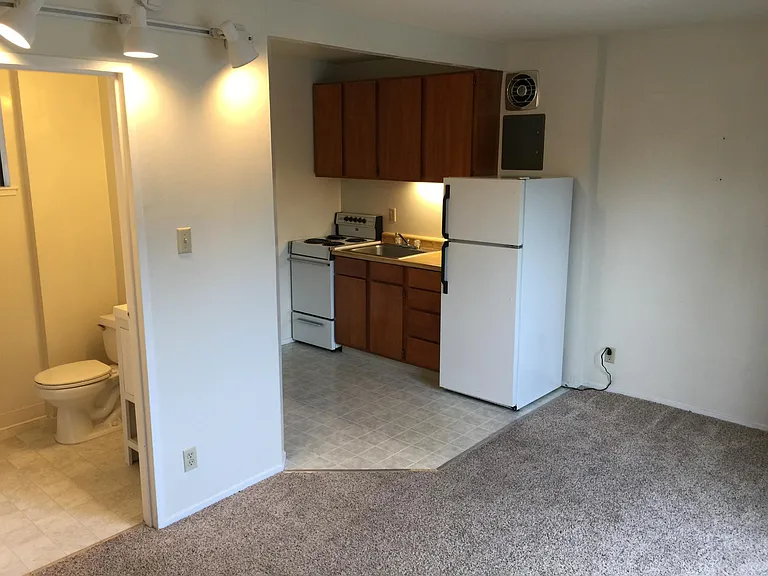 1563 Lincoln Ave #1 — Photo 6