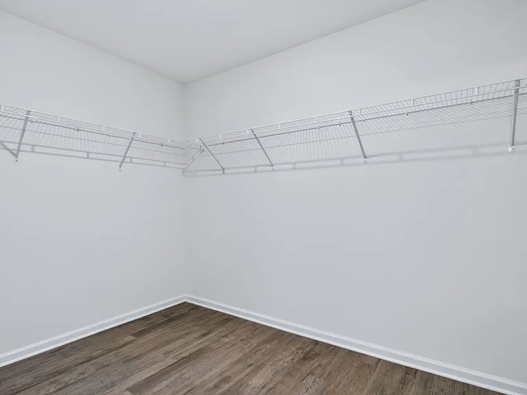 2283 Shady Breeze Ln — Photo 43