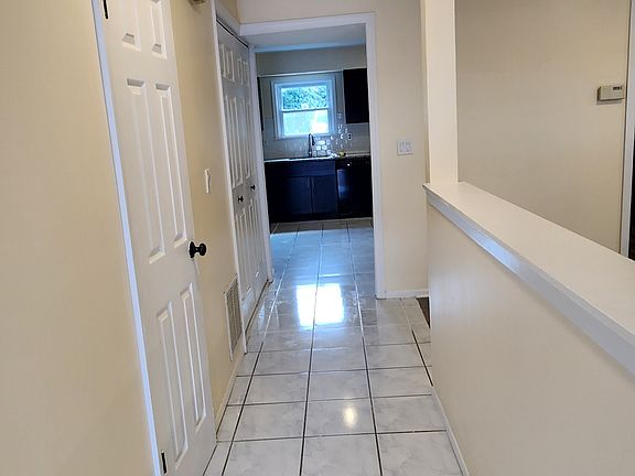 4th image of 5203 Hana Rd