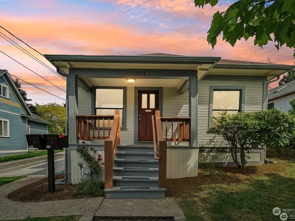 924 NW 62nd Street, Seattle, WA 98107