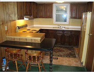 2nd image of 509 Lakeview Dr
