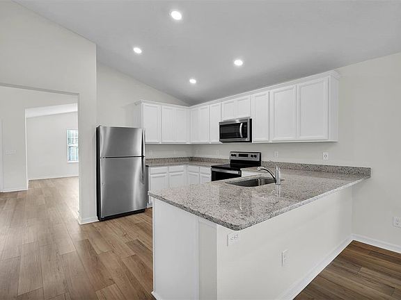 4th image of 2639 SW 145TH PLACE ROAD
