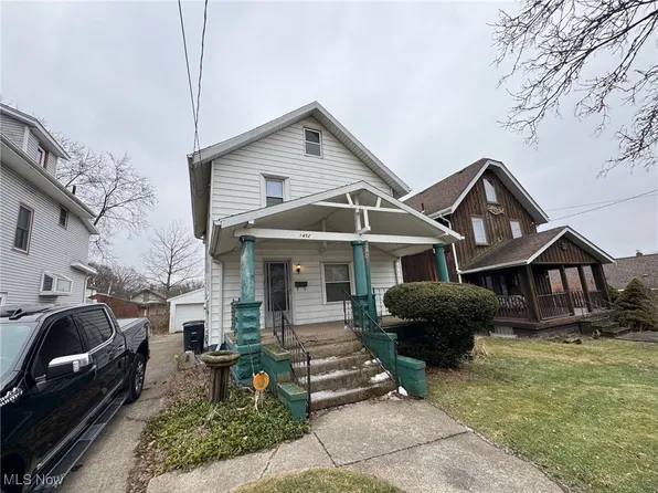 1452 Honodle Ave, Akron, OH 44305