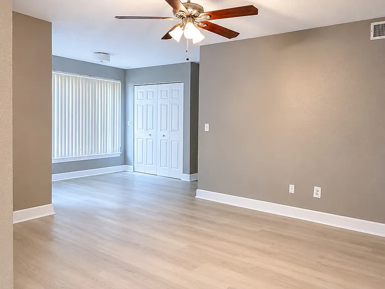 5124 Conroy Rd #1-17 — Photo 3