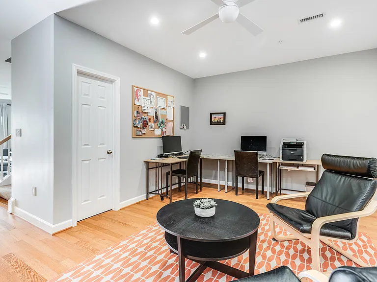 7802 Hidden Meadow Ter — Photo 48