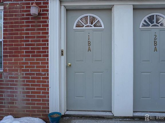 5th image of 72 Fox Rd APT 1B