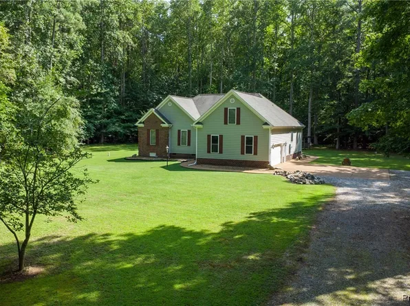 7772 Tranquil Dr, Gloucester, VA 23061