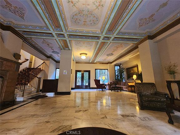 4th image of 10 Atlantic Ave Unit 706
