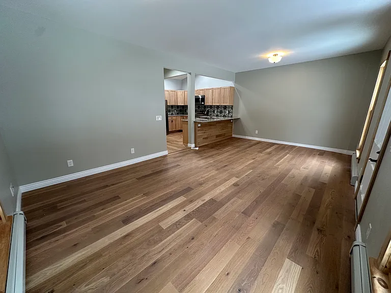 902 Rose St — Photo 11