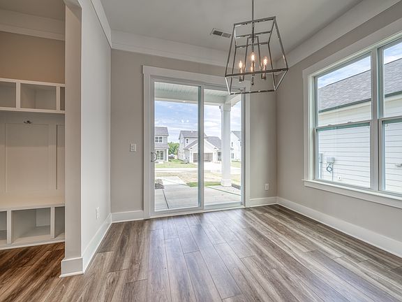 3rd image of 5014 Whitman Ave #Iacre7