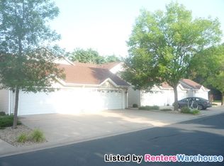 1018 Hill Ct, Shoreview, MN 55126