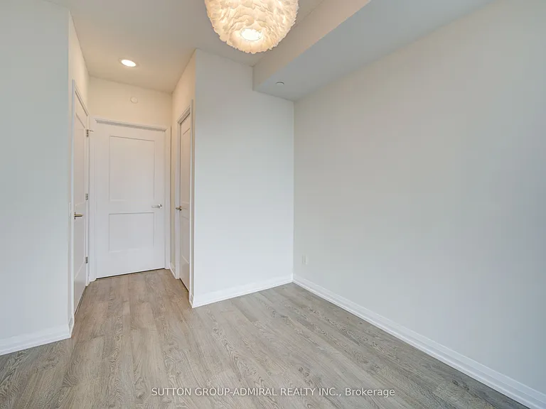 7895 Jane St #1716 — Photo 25