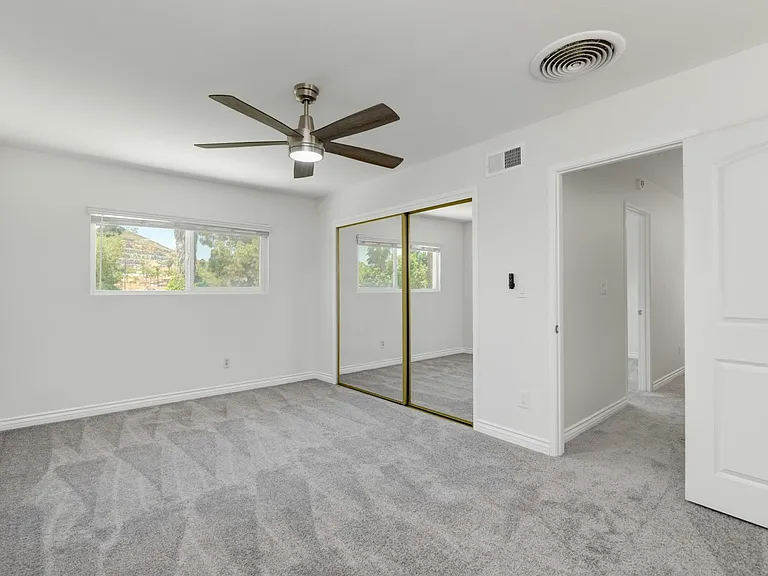 1531 Sundale Rd — Photo 10