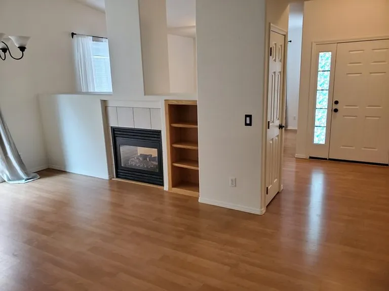155 Waterfall Rd — Photo 2