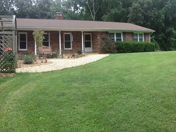 4th image of 12099 Cornwell Dr
