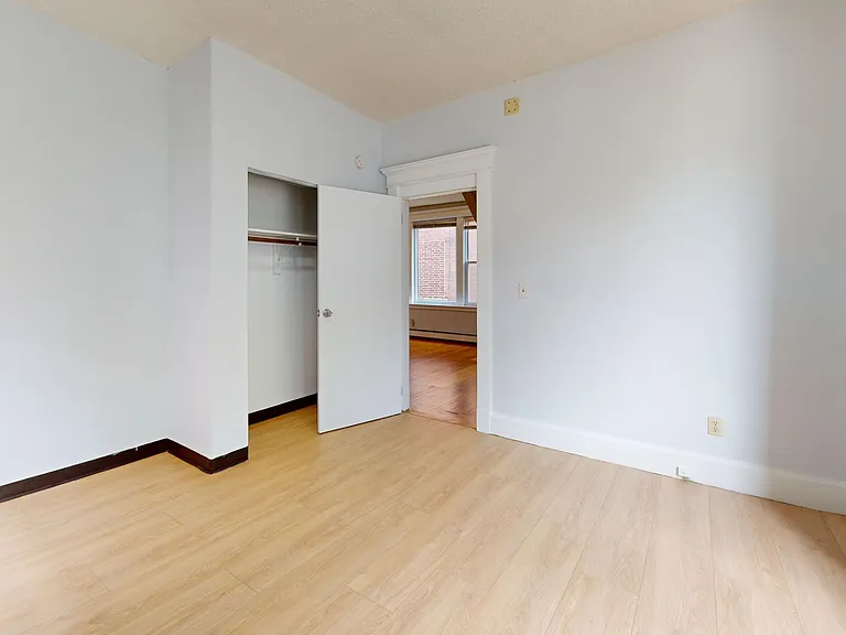 65 Lake Pl — Photo 11