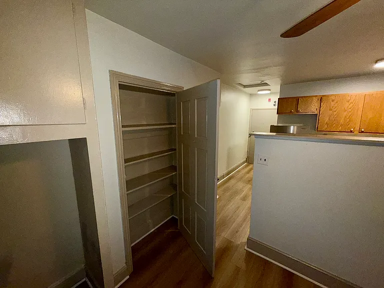 157 N 21st St #3 — Photo 7
