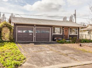 1664 Jansen Way, Woodburn, OR