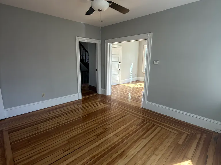 20-22 Florence St #2 — Photo 5