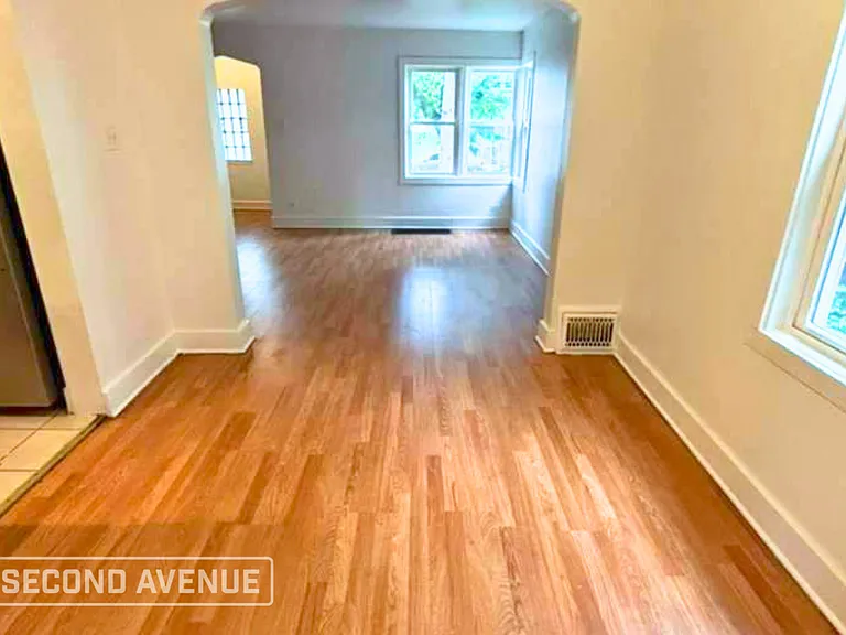 8952 S Carpenter St — Photo 3