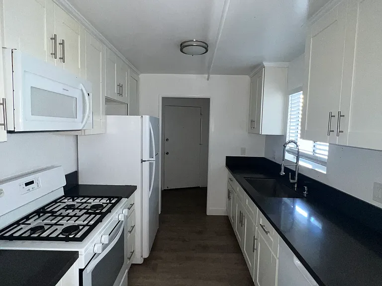 3317 Bagley Ave #1 — Photo 10