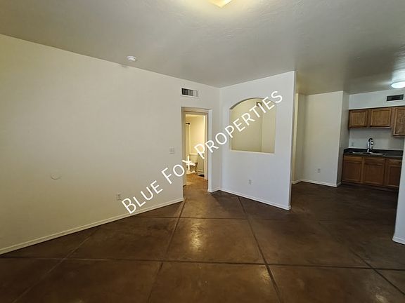 3rd image of 105 W Oklahoma St APT 2
