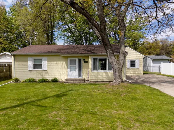 5848 Grassmere St, Portage, MI 49024