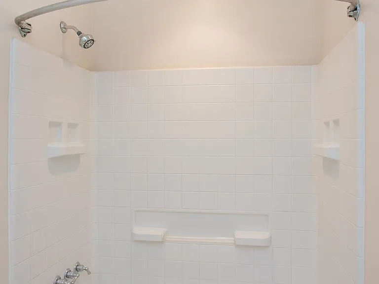 Heatherwood Apartments — Photo 16