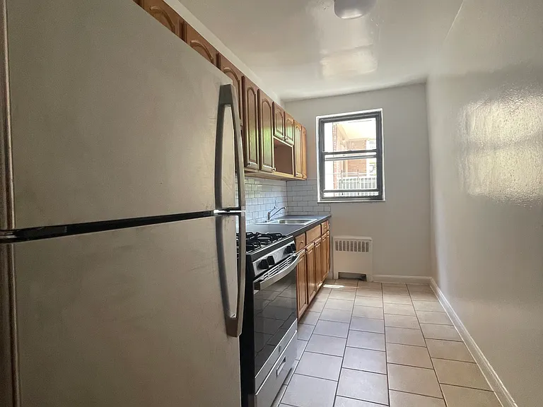 6227 Broadway #6B — Photo 3