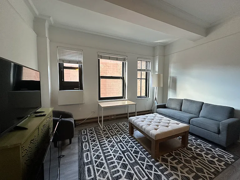 Webster House — Photo 18
