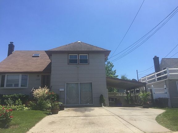 3rd image of 1068 Hastings St