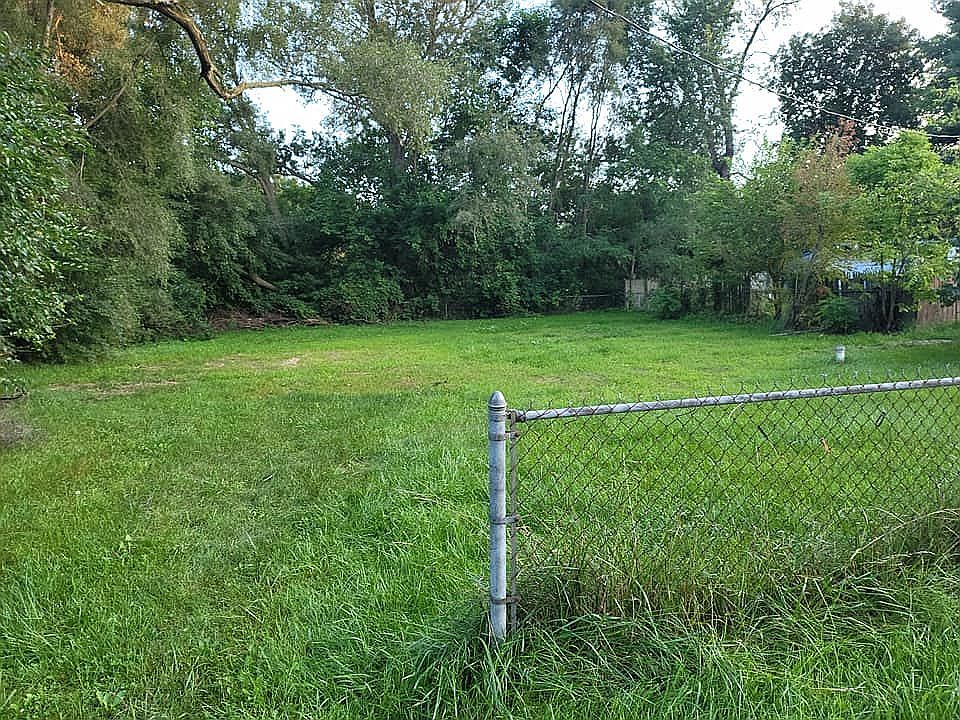2nd image of 8765 Jennings Dr