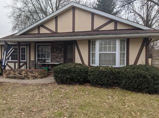 3251 McKeen St, Terre Haute, IN 47803