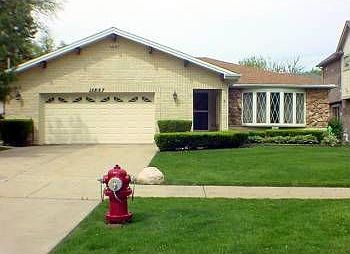 2nd image of 1128 N Mitchell Ave