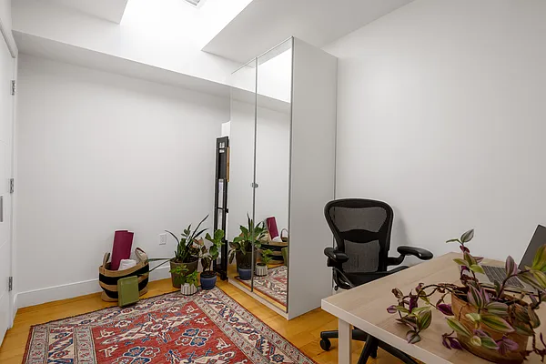 Rented by Corcoran | media 23