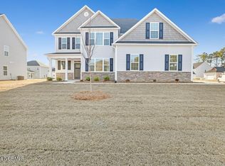 205 Lookout Ln, Sneads Ferry, NC 28460