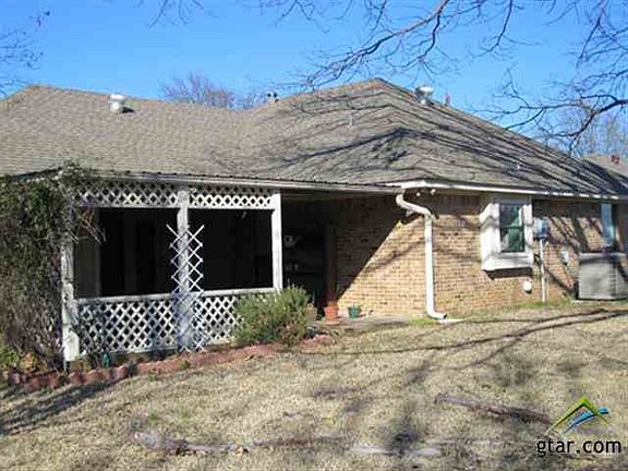 3rd image of 603 Highland Oaks St