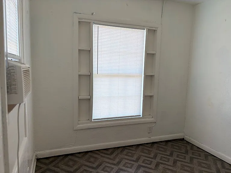 3111 Amherst St — Photo 19
