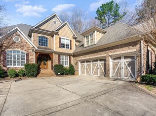 1078 Tacketts Pond Dr, Raleigh, NC 27614