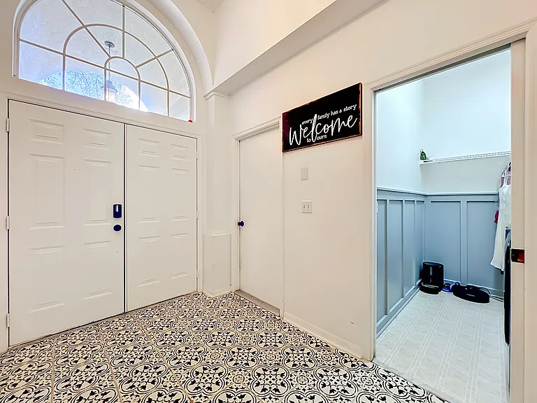 2125 Emerald Green Cir — Photo 12