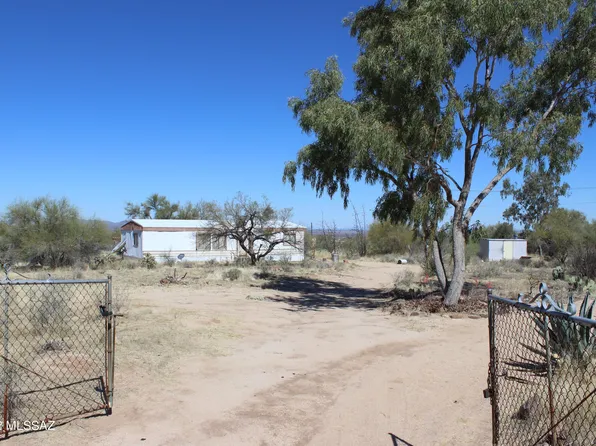13120 W Hilltop Rd, Tucson, AZ 85736