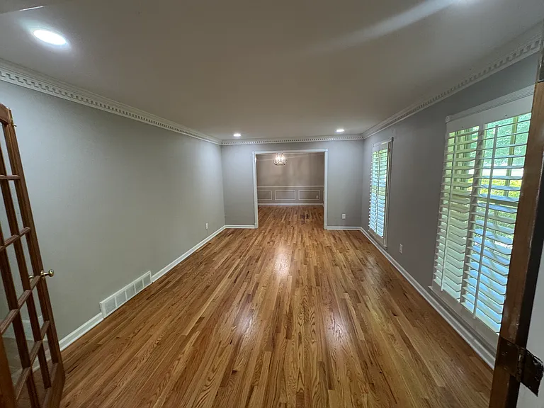 3587 Crestwyn Dr — Photo 8