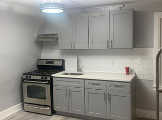 88 Pine St, Mount Holly, NJ 08060