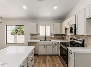 8046 W Misty Brook Pl, Tucson, AZ 85743