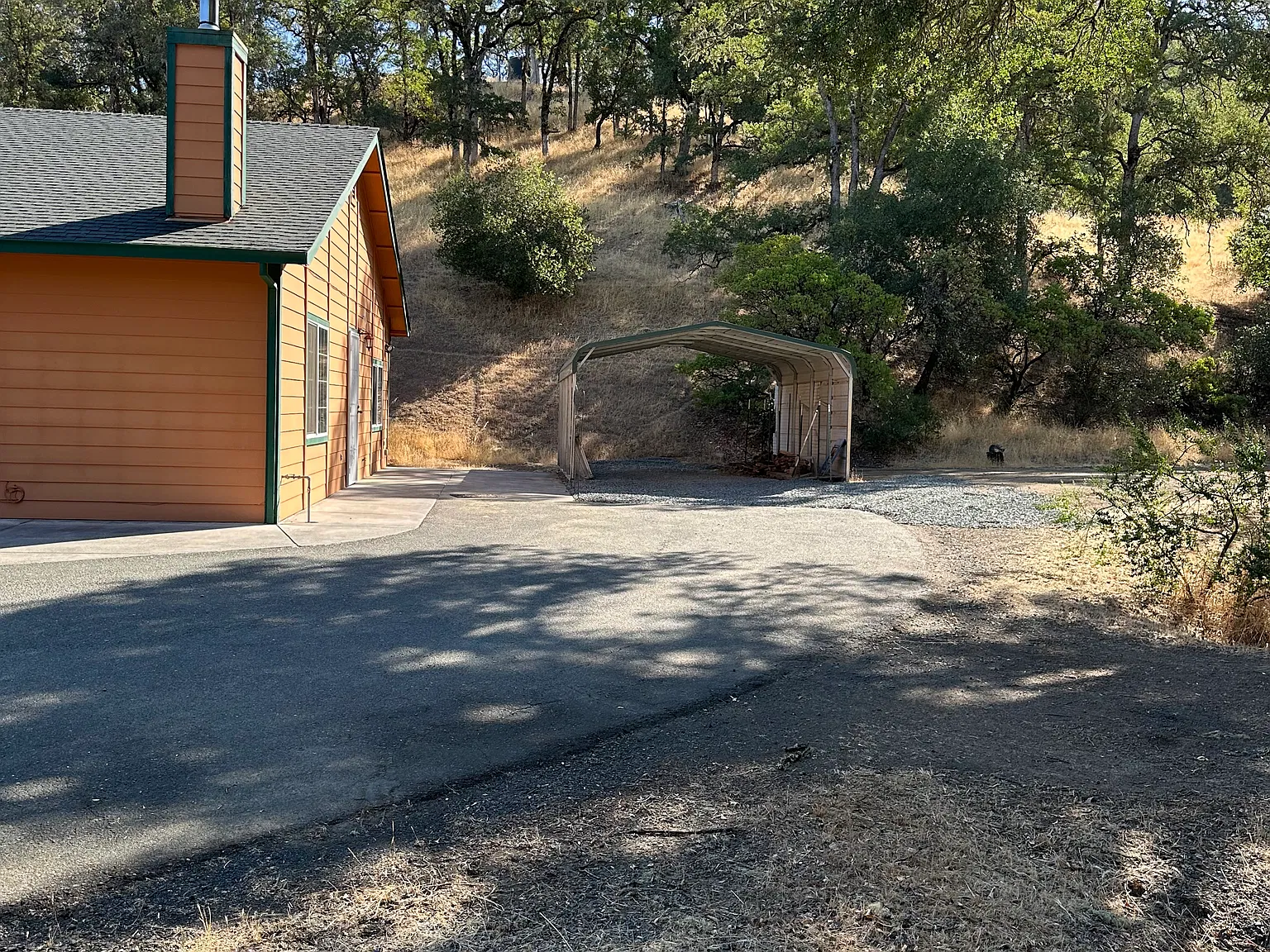 2 bed, 1600 sqft, $2,300 — Photo 4
